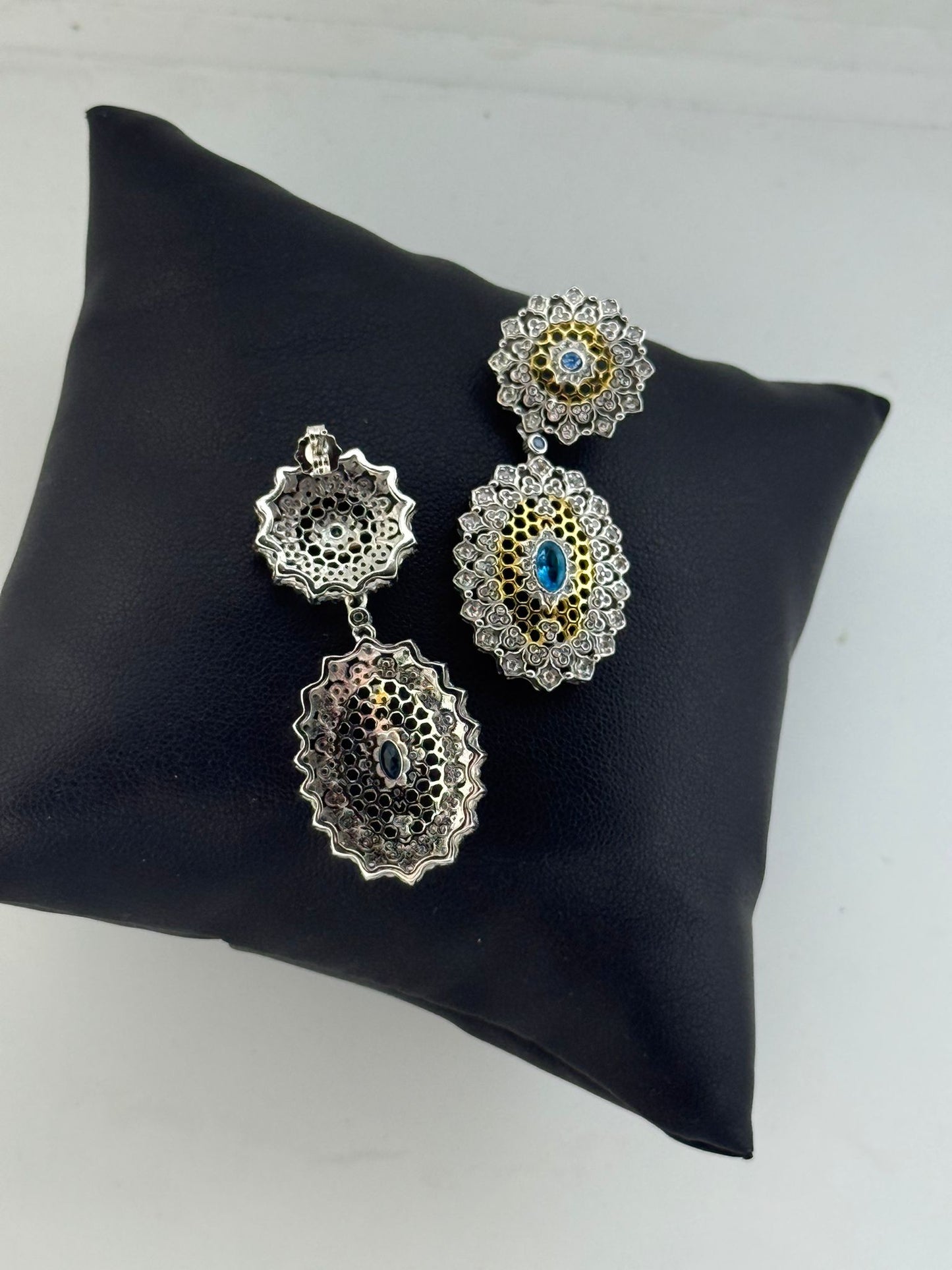 Orecchini in argento 925 topazio azzurro