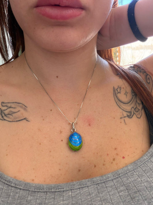 Collana in Argento 925 con Ciondolo Cozza Smaltata Azzurra e Verde – Gioiello Mare