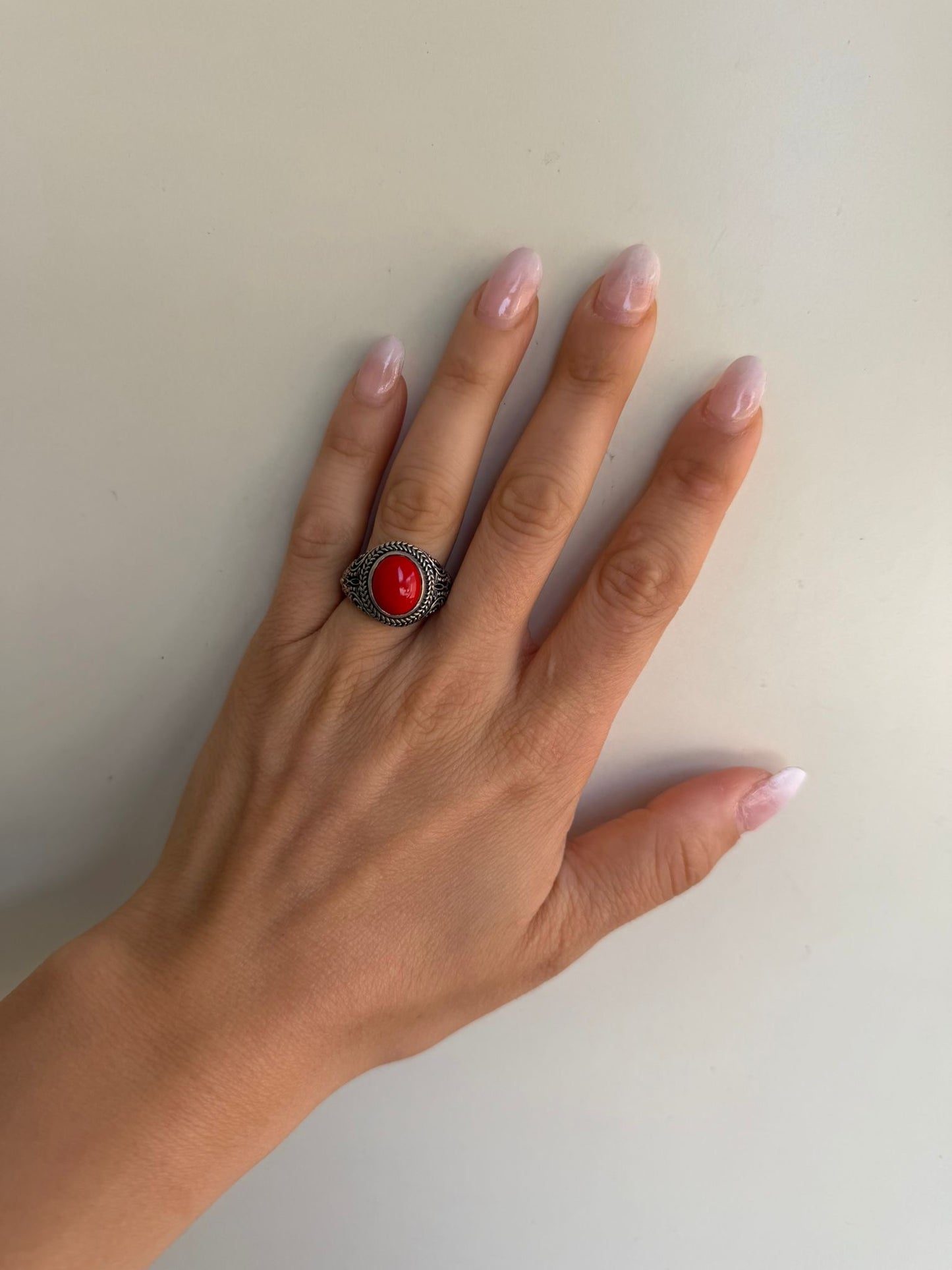 Anello in argento 925 con diaspro rosso – Gioiello artigianale italiano