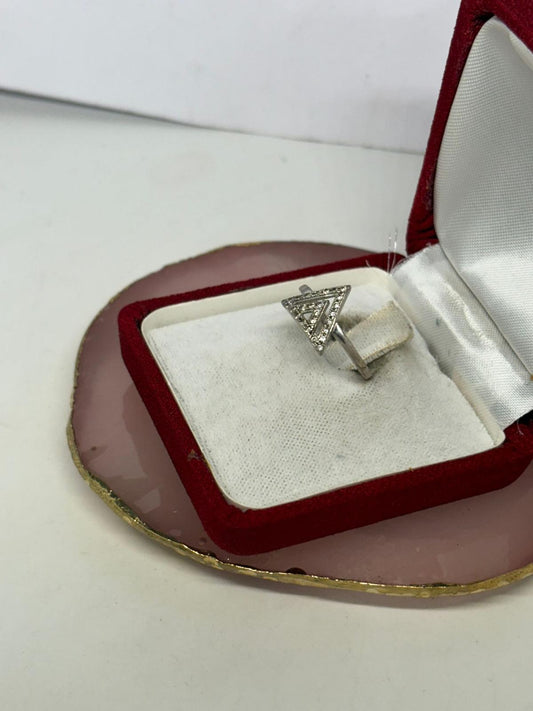Anello in argento 925 triangolo zirconiato