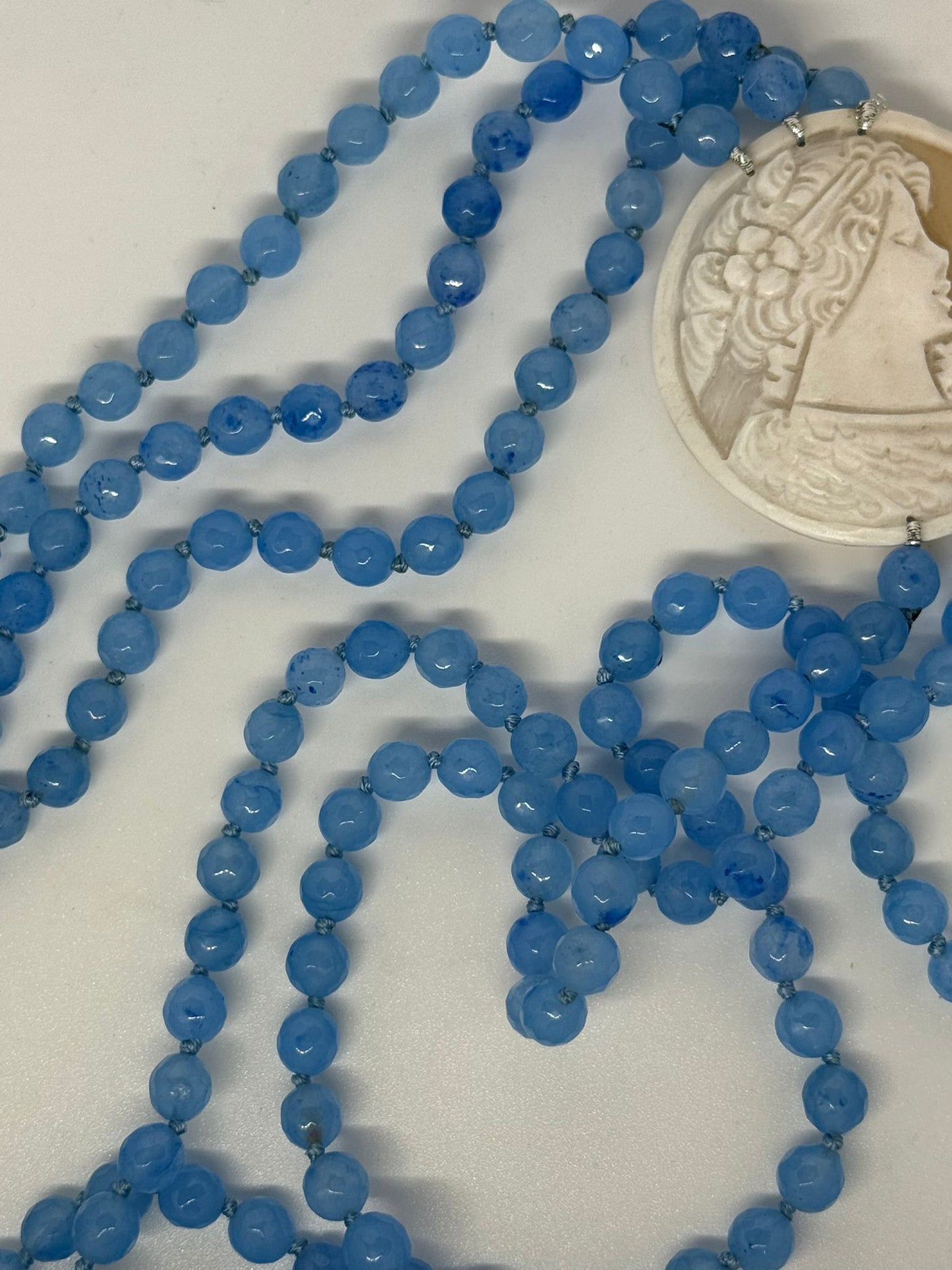 Collana agata blu e cammeo