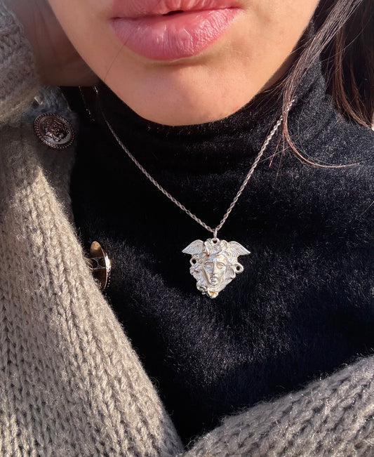 Collana in argento 925 medusa con ali