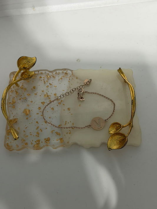 Bracciale in argento 925 e oro rosa con lettera V – Rue Des Mille – Pezzo Unico