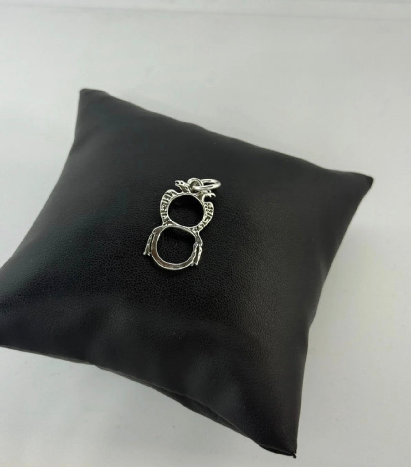 Ciondolo Asse di Denaro in Argento 800 – 29x15 mm