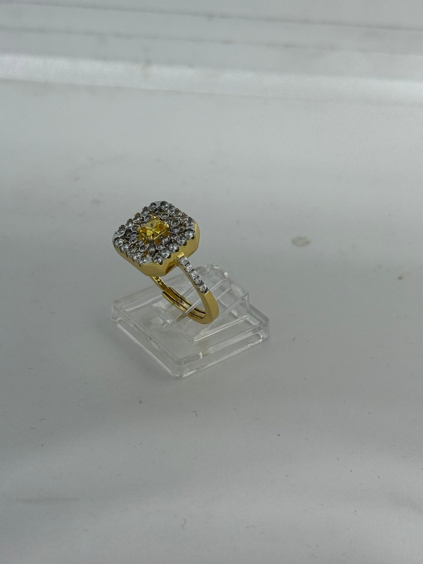 Anello in argento 925 pietra gialla