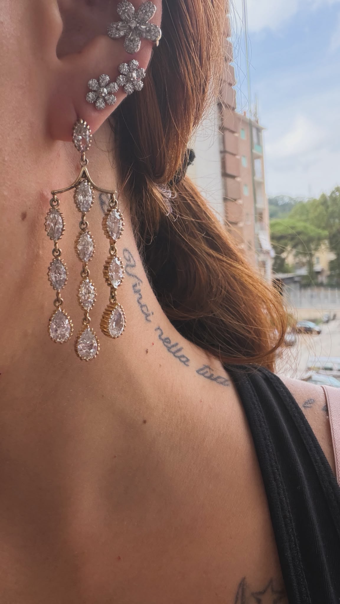 Orecchini in Argento 925 Dorati con Punti Luce Bianchi – Pezzo Unico