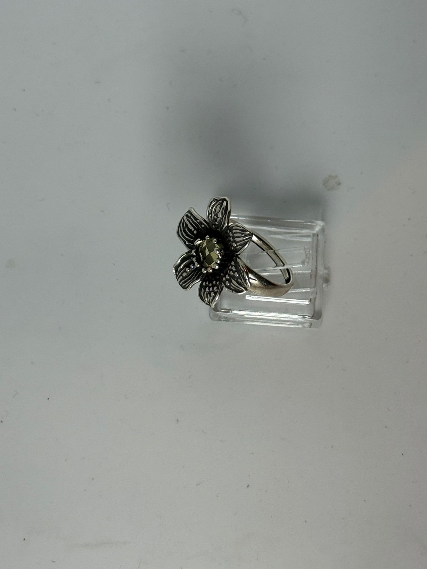 Anello Fiore Argento 925 con Pietra Centrale Gialla | Regolabile | Pezzo Unico