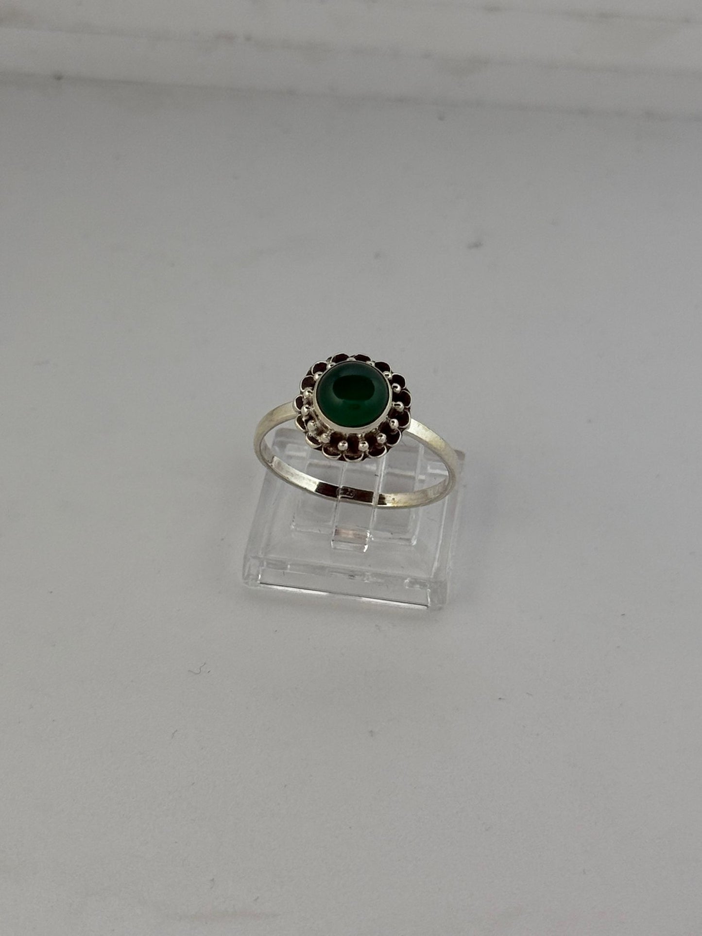 Anello in argento 925 giada verde