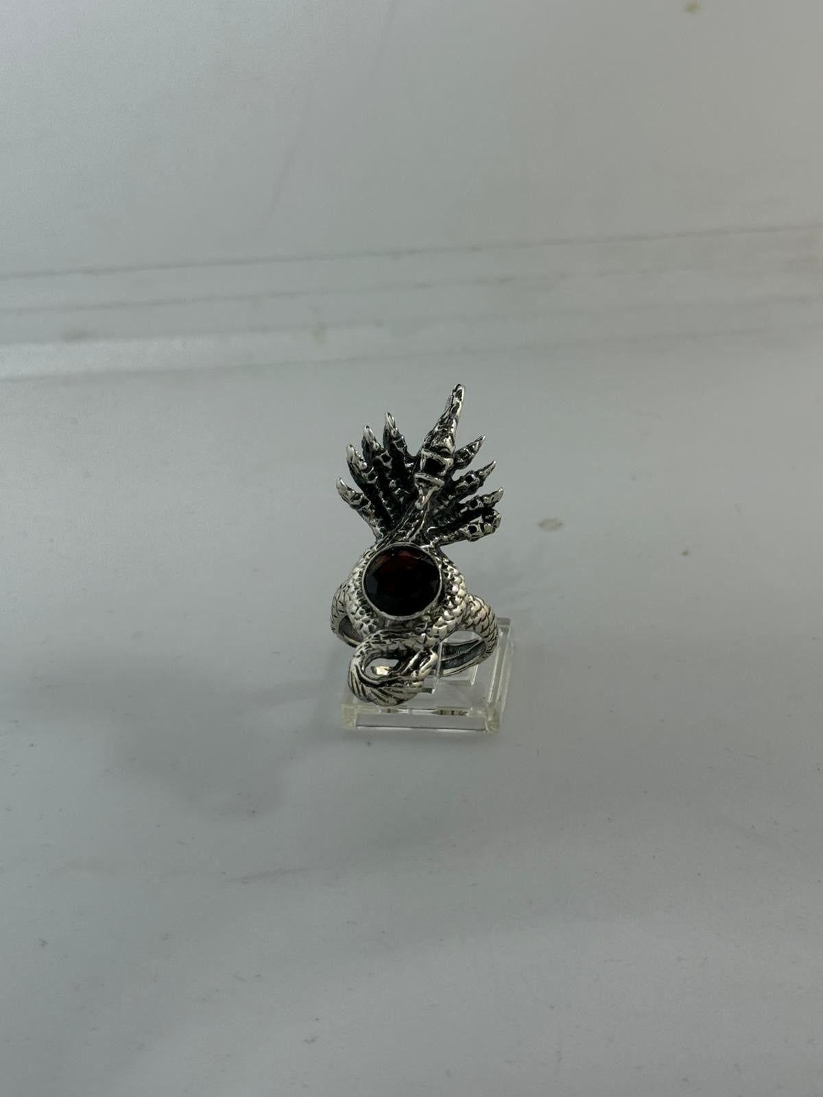 Anello Pavone Argento 925 con Granato Rosso Sfaccettato | Regolabile | Pezzo Unico