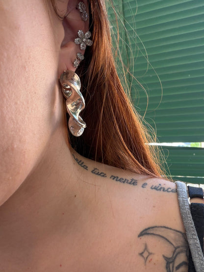 Orecchini Intrecciati in Argento 925 – Design Artigianale Unico