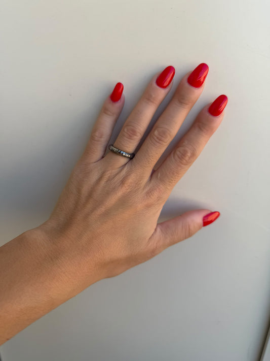 Anello fascia martellata in argento 925 – Pezzo Unico Artigianale