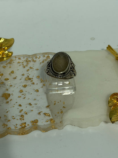 Anello in argento 925 con quarzo verde taglio sfaccettato