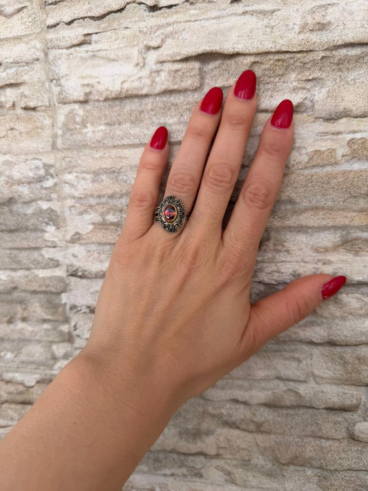 Anello in argento 925 e bronzo con granato rosso – Pezzo Unico