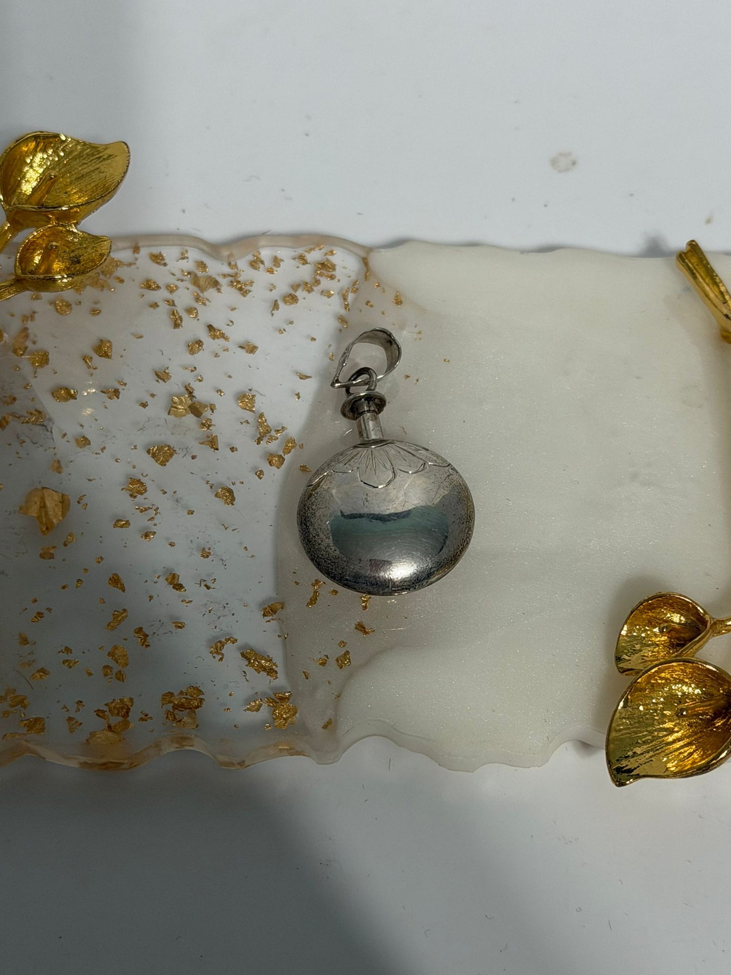 Collana in argento 925 con ciondolo portaprofumo