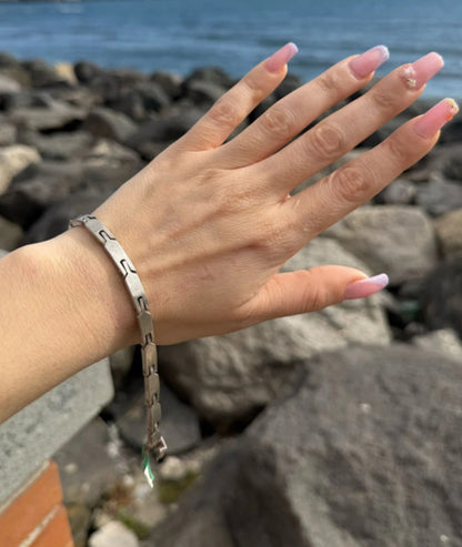 Bracciale Semirigido Argento 925 Targhette Decorative - Elegante Versatile