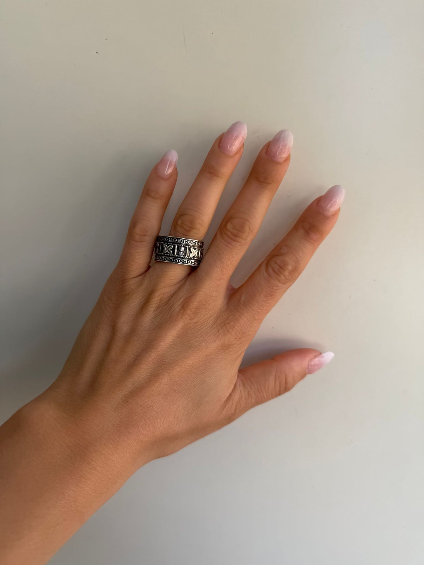 Anello fascia regolabile in argento 925