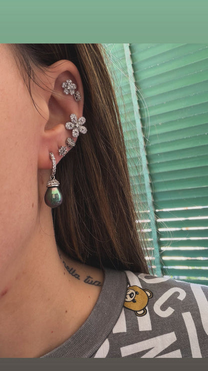 Orecchini in argento 925 con perle grigie