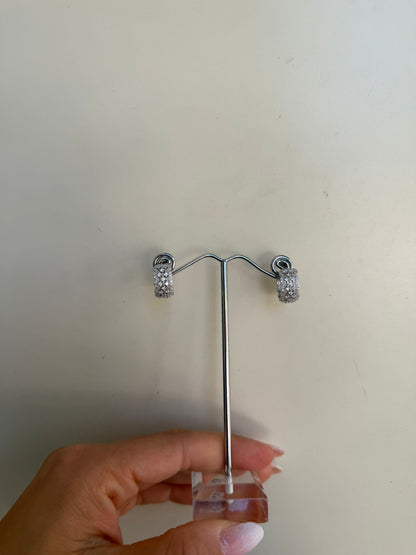 Orecchini Cerchio Doppio Largo in Argento 925 con Pietre Bianche