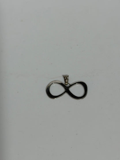 Collana in Argento 925 Simbolo Infinito – Eleganza Senza Fine