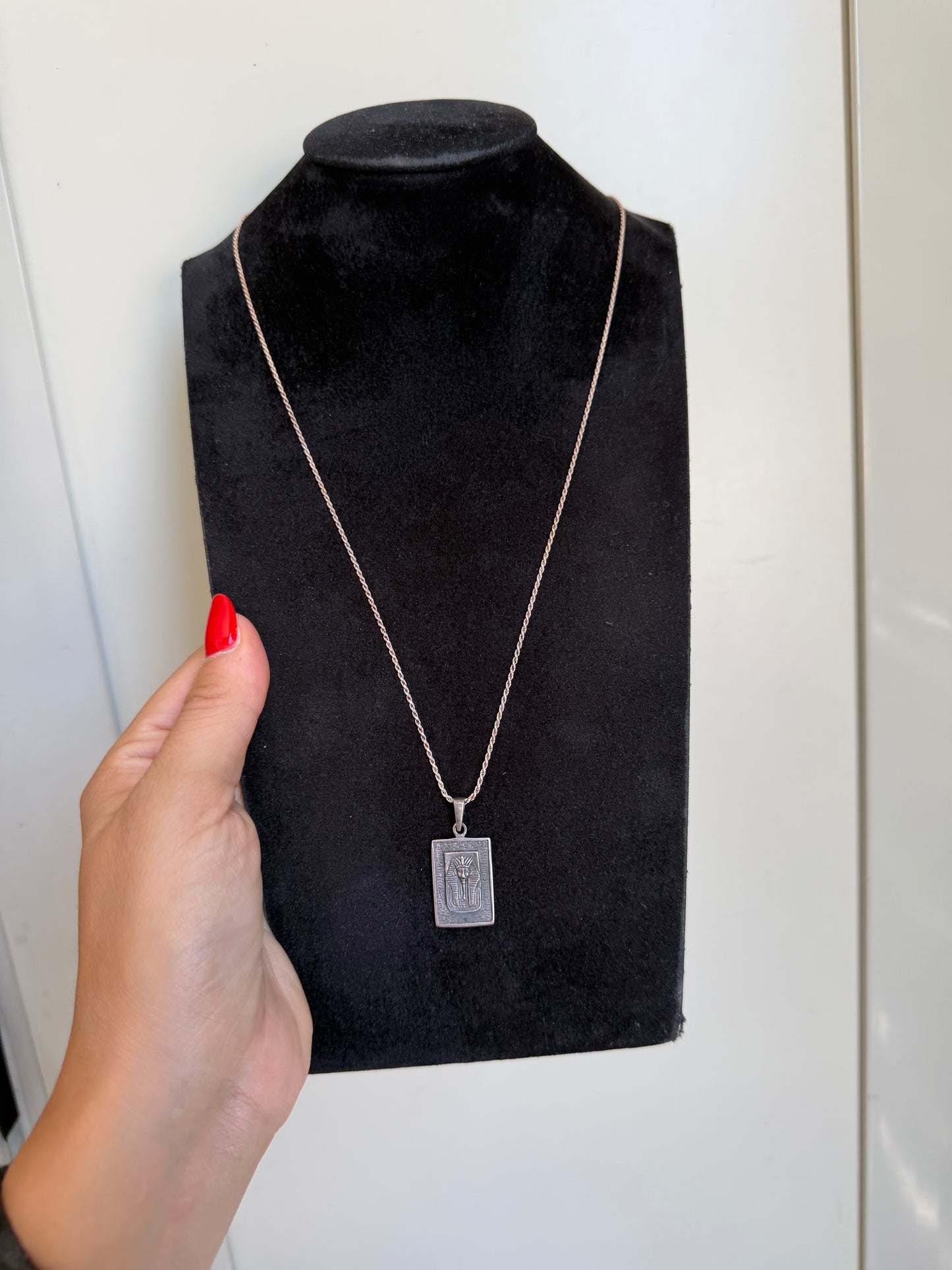Collana con ciondolo faraone brunito in argento 925