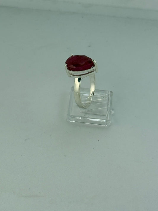 Anello in argento 925 radice di rubino fuxia