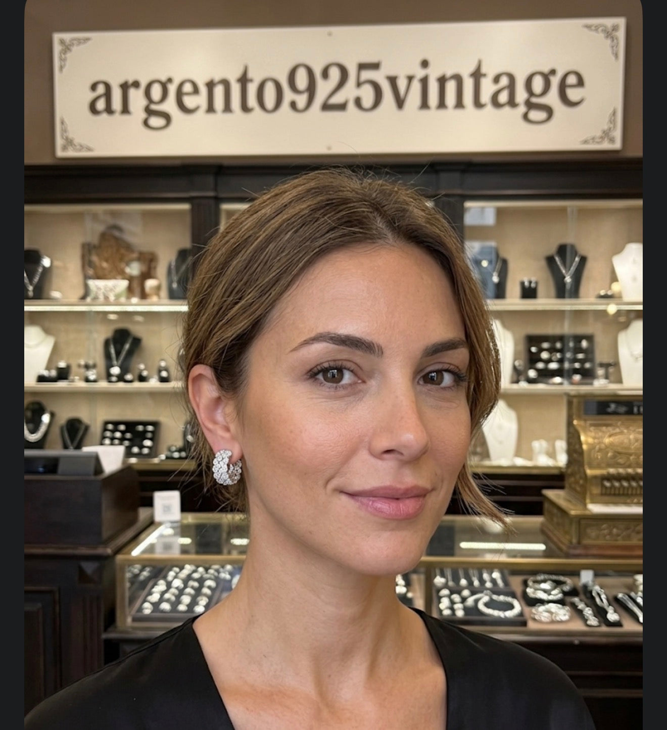 Orecchini Cerchio Doppio Largo in Argento 925 con Pietre Bianche