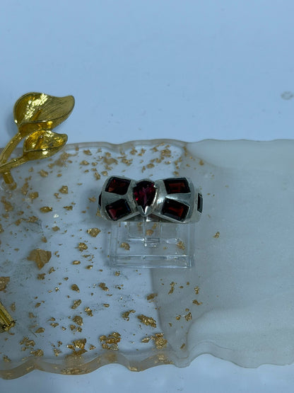 Anello in argento 925 con granato rosso piropo