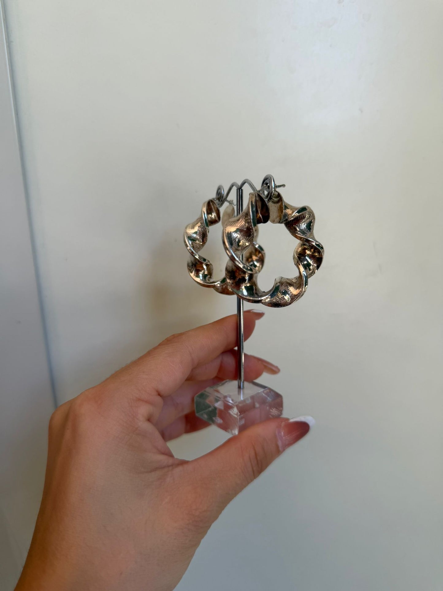 Orecchini Intrecciati in Argento 925 – Design Artigianale Unico