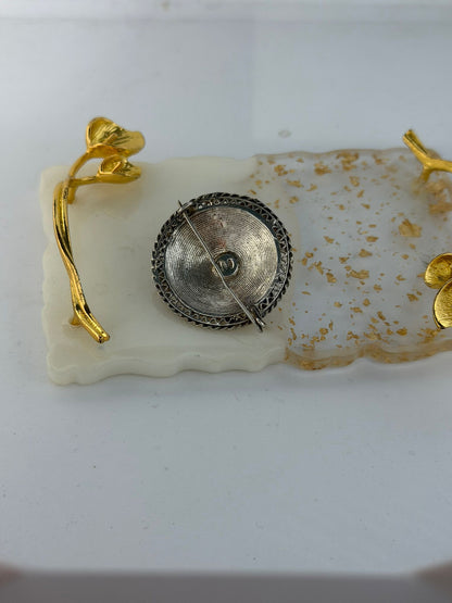 Spilla in argento 925 arte decò con pietra rossa – Pezzo unico