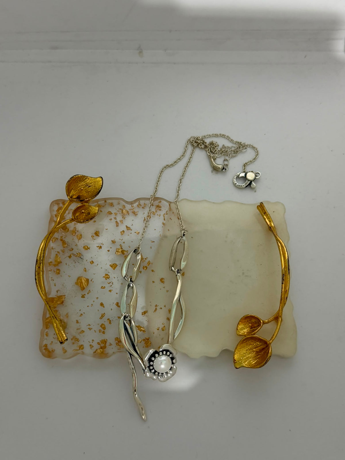 Collana in Argento 925 con Perla Bianca e Fiore