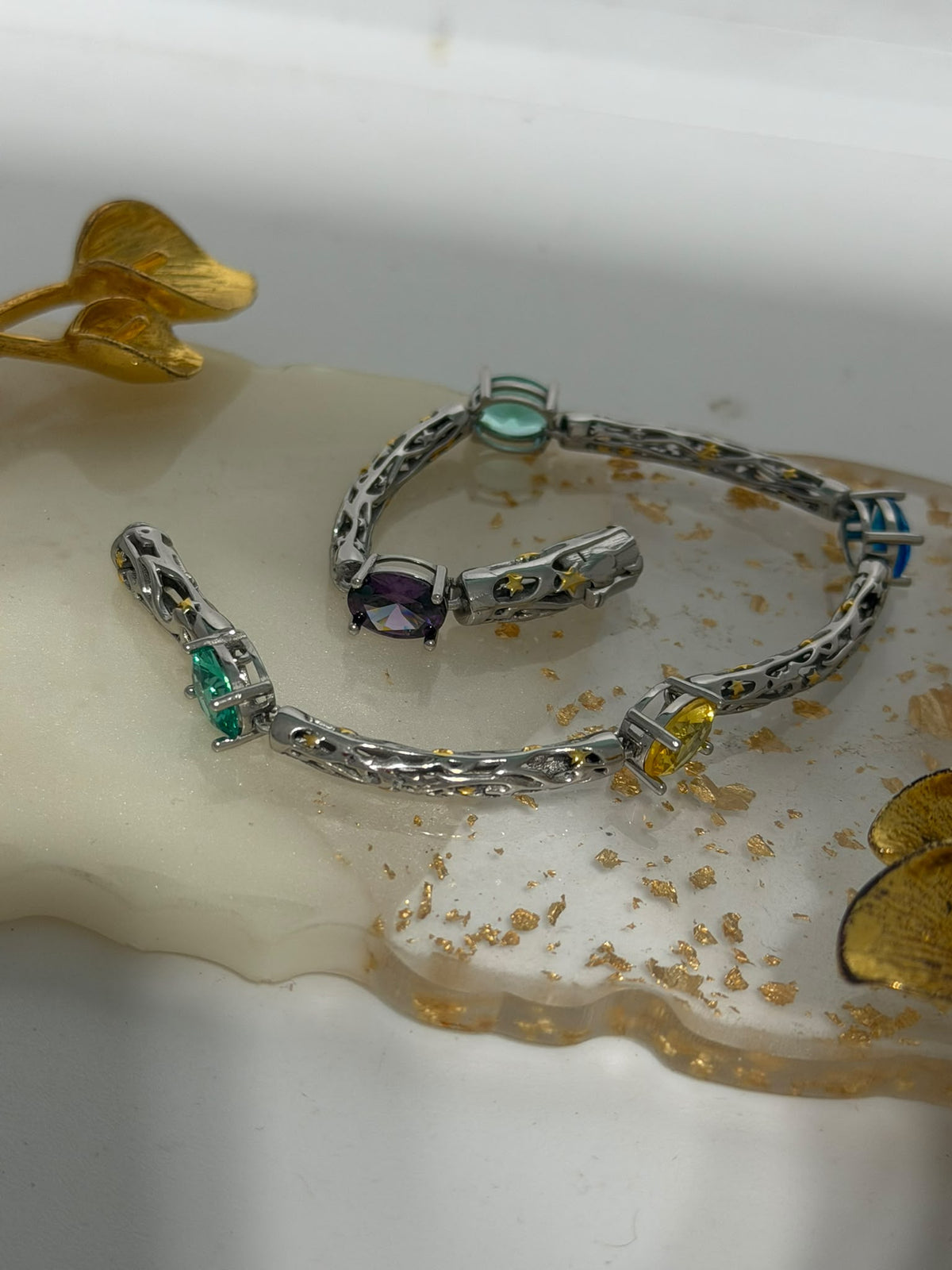 Bracciale in argento 925 con pietre colorate e stelline dorate