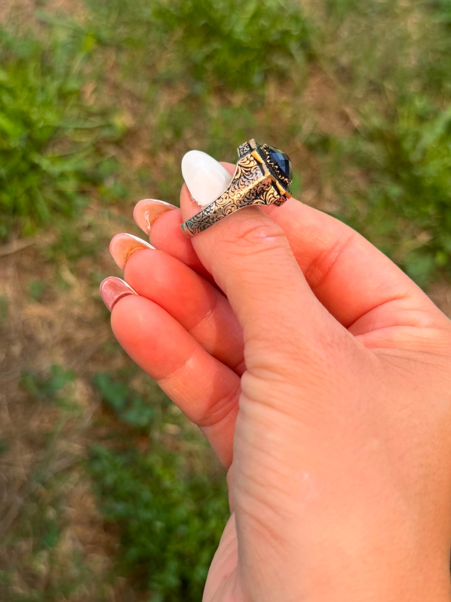 Anello in Argento 925 a Stella con Zaffiro Blu Taglio Sfaccettato