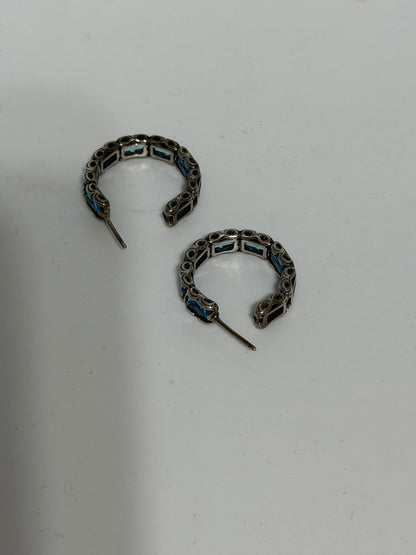 Orecchini a Cerchio in Argento 925 con Pietre Topazio Azzurro