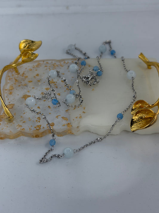 Collana lunga in argento 925 pietre agata blu e calcedonio.
