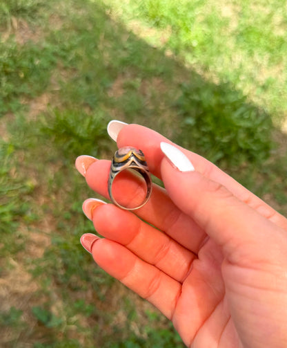 Anello in Argento 925 e Bronzo con Pietra Radice di Rubino – Taglio Sfaccettato