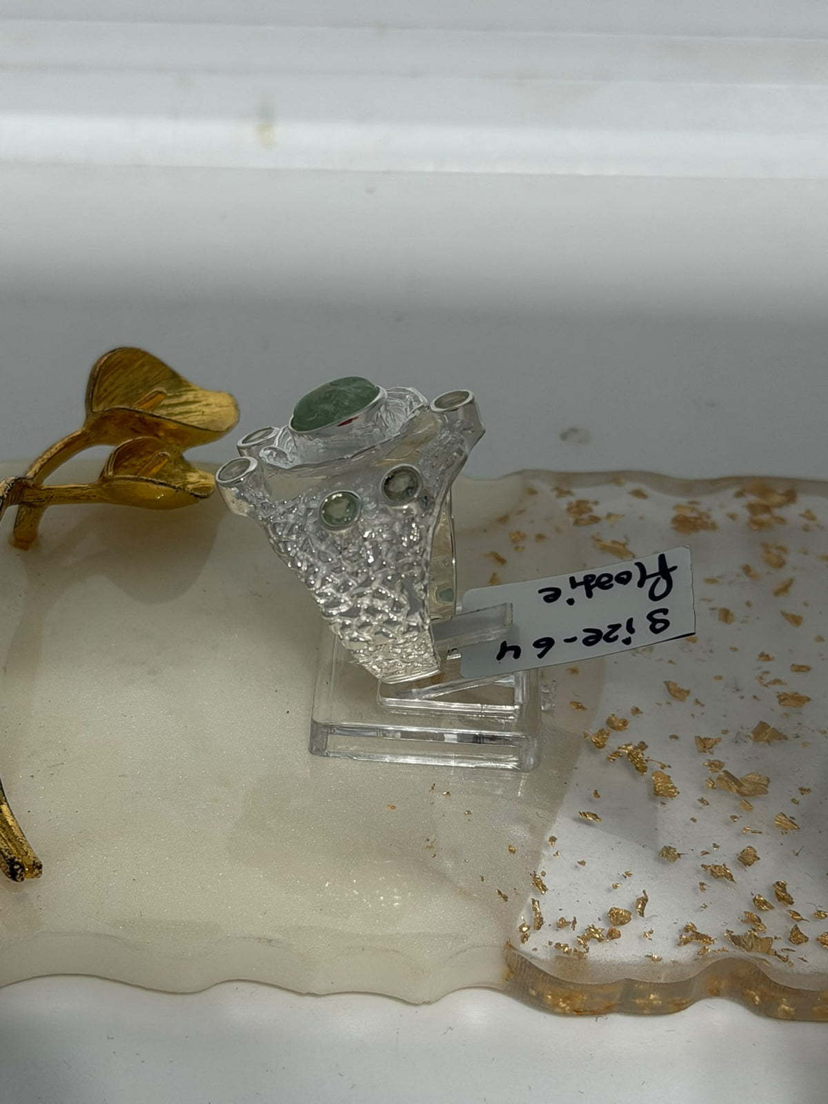 Anello in argento 925 con pietre verdi – pezzo unico