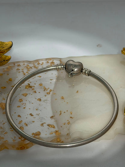 Bracciale Rigido a Cerchio Argento 925 Chiusura a Cuore Firmato Pandora
