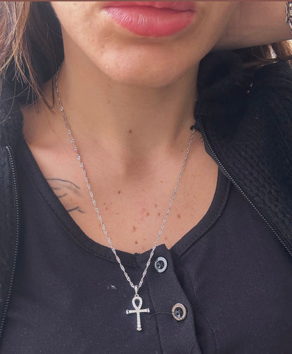Collana Lunga Argento 925 con Croce Ank e Zirconi Bianchi – Simbolo Egizio Pezzo Unico