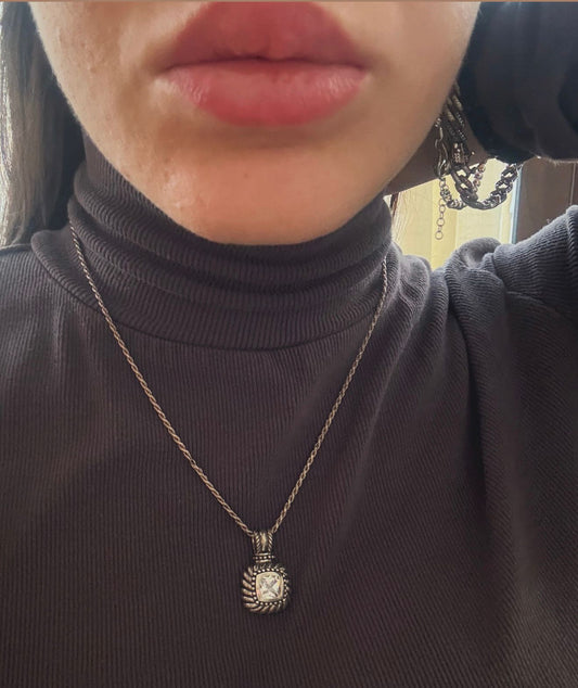 Collana Argento 925 con Ciondolo Quadrato e Cristallo di Rocca – Pezzo Unico