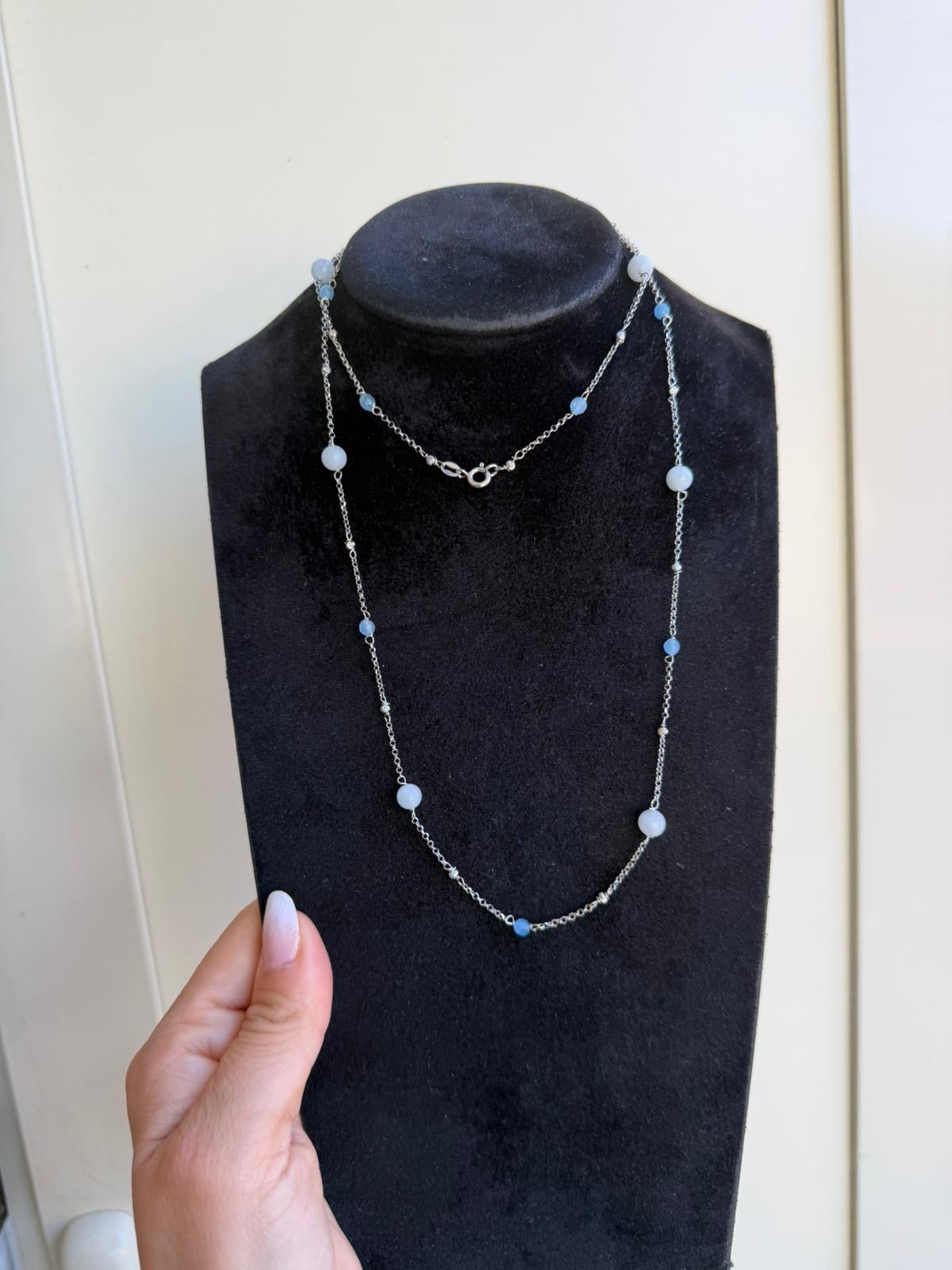 Collana lunga in argento 925 pietre agata blu e calcedonio.