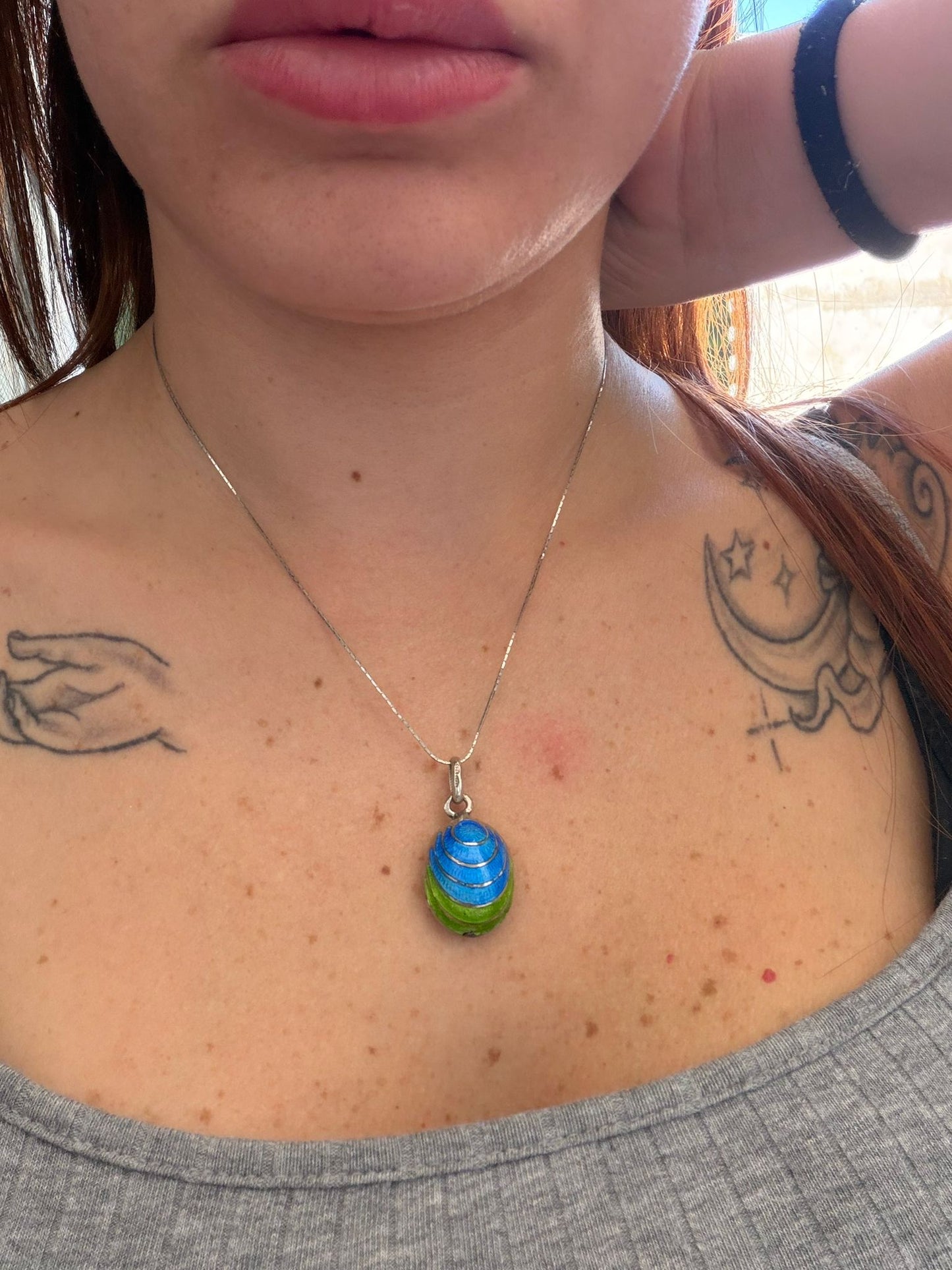 Collana in Argento 925 con Ciondolo Cozza Smaltata Azzurra e Verde – Gioiello Mare