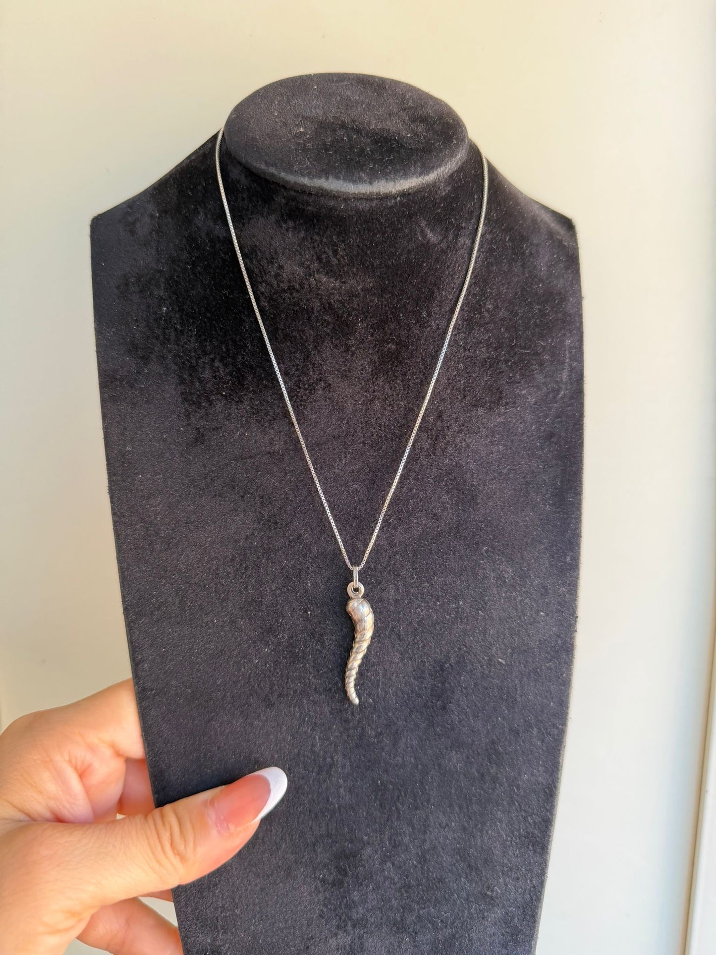 Collana in Argento 925 Corno Intrecciato – Portafortuna Artigianale