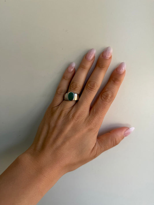 Anello ovale in argento 925 – Design minimalista artigianale
