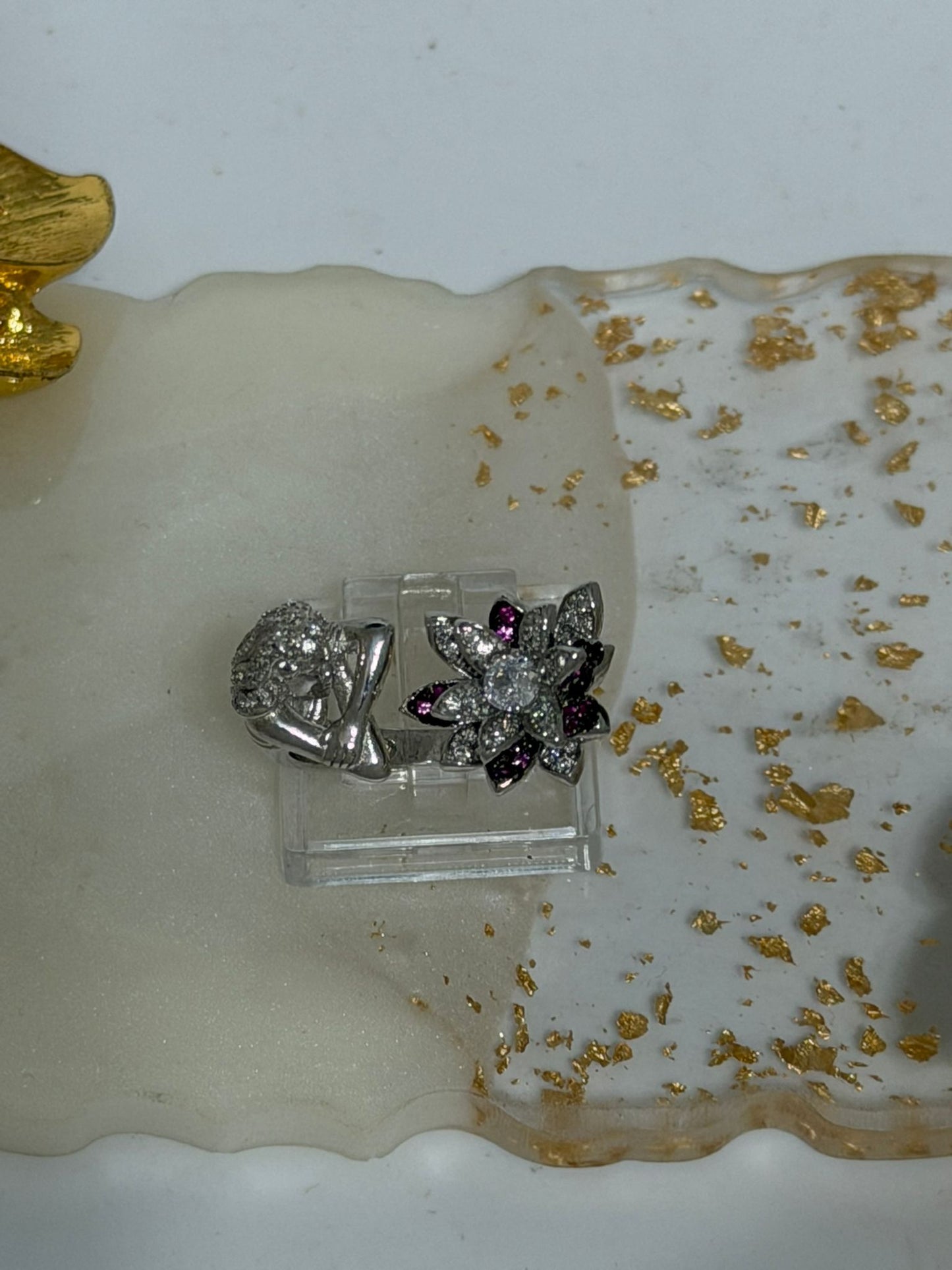 Anello Sirena in Argento 925 con Fiore, Pietre Bianche e Fucsia