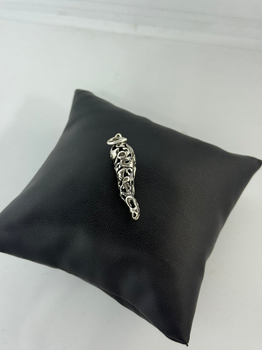 Ciondolo corno scaramantico in argento 800