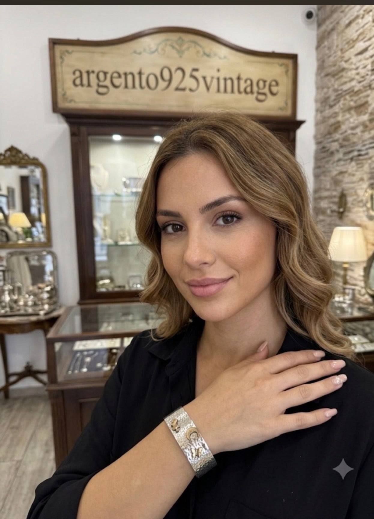 Bracciale Rigido in Argento 925 con Luna, Cane e Farfalla – Regolabile