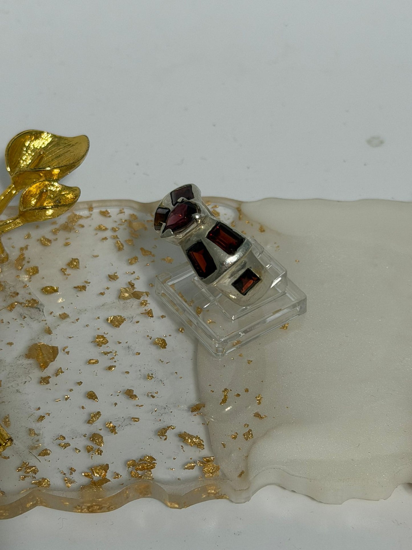 Anello in argento 925 con granato rosso piropo
