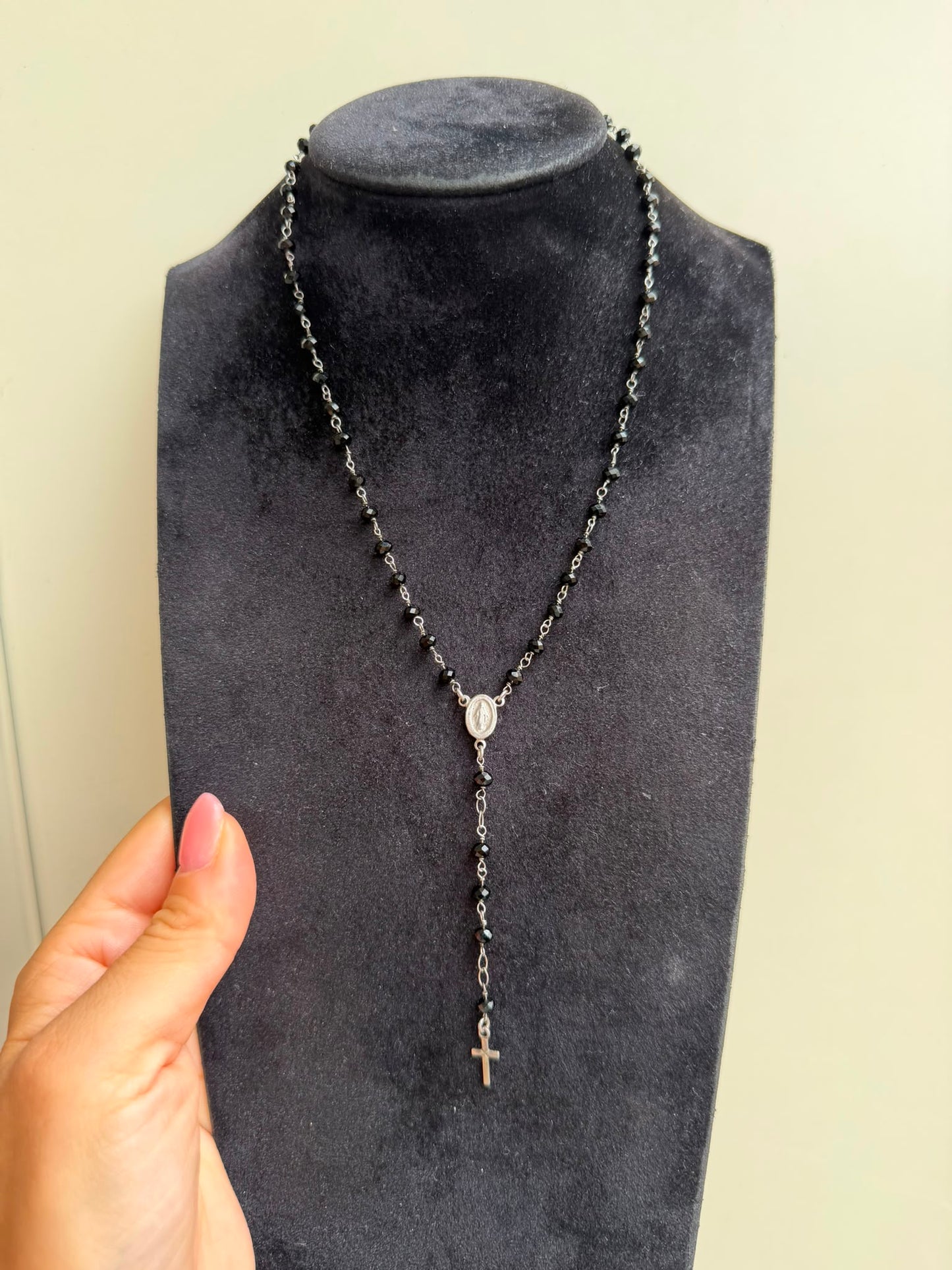 Rosario in Argento 925 con Pietre Nere Sfaccettate – Pezzo Unico