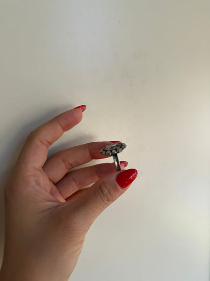 Anello in Argento 925 a Fiore con Ametista Viola Sfaccettata – Stile Antico