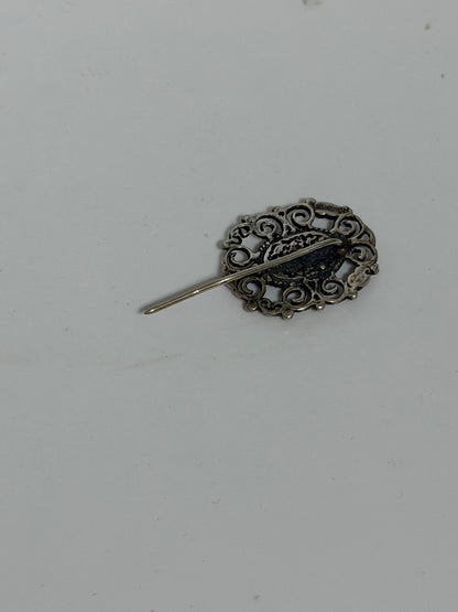 Spilla in Argento 925 con Pietra Giada Verde – Accessorio Artigianale Prezioso